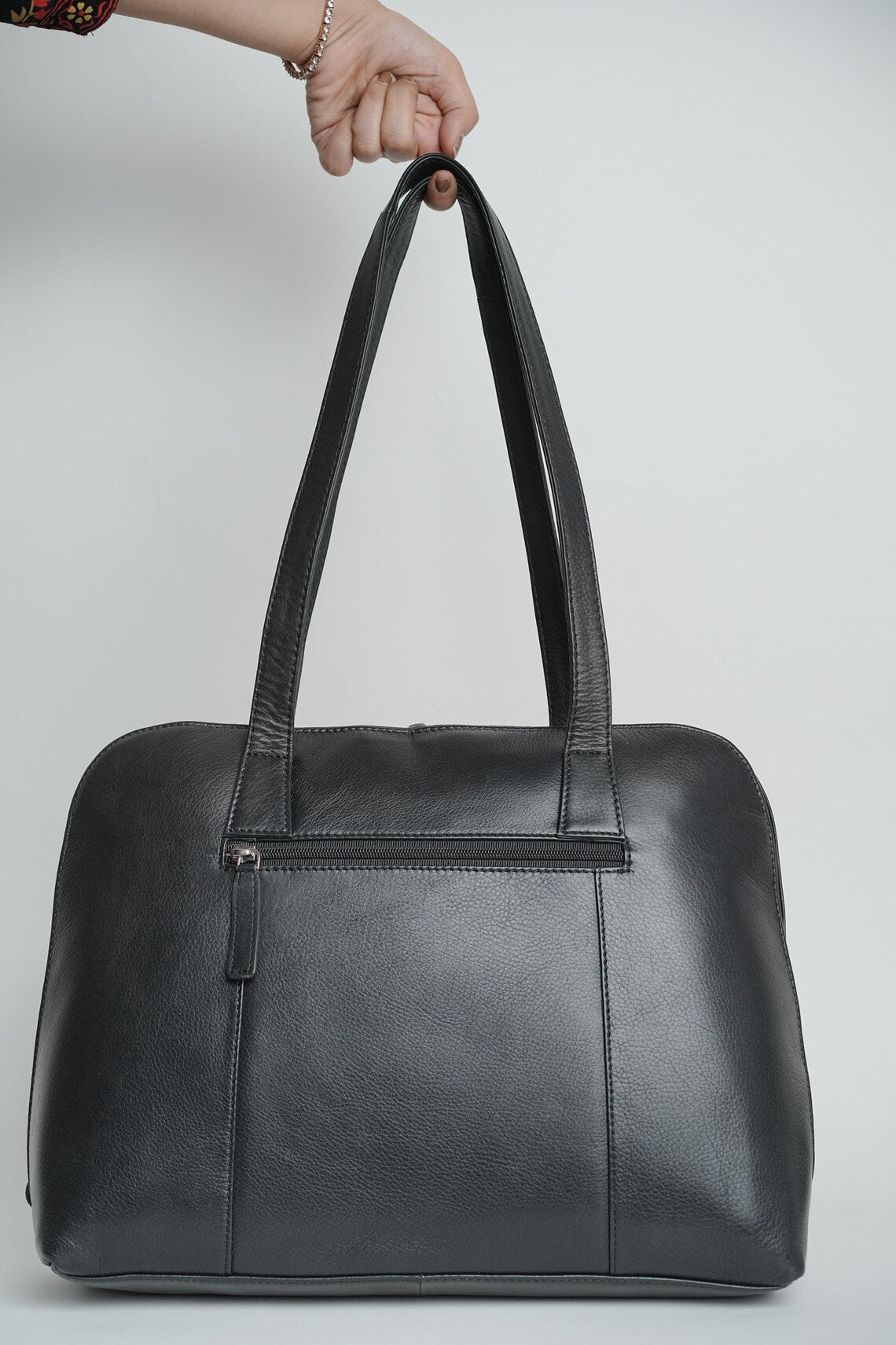 Grains & Tan Classic Multi-Compartment Ladies Work Bag with Long Strap, Made from Full-grain Leather