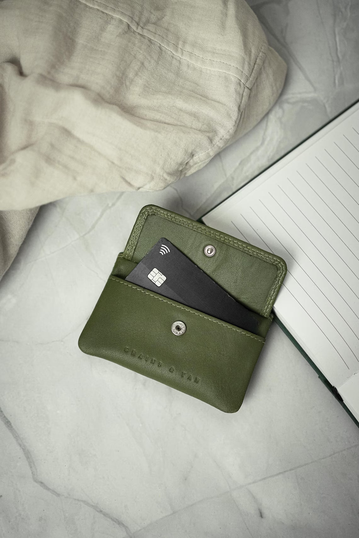 Full-Grain Leather Coin Purse with Keyring: Grains & Tan